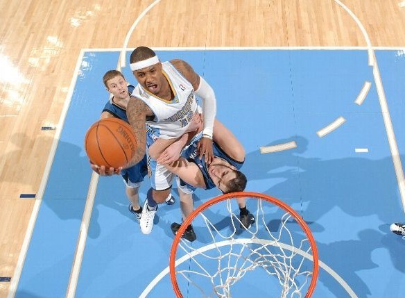 许多球员受 许多球员受